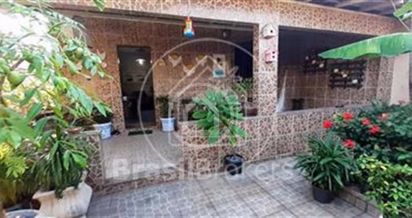 Casa à venda com 200,00m² e 3 quartos em Quintino Bocaiúva, Rio de Janeiro - rj