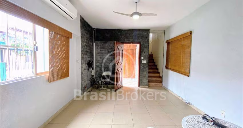 Excelente casa Duplex no Meier