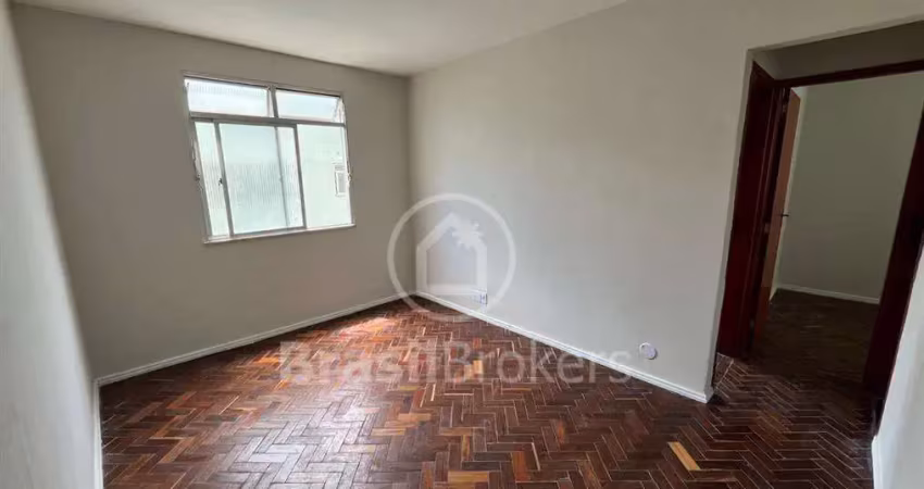 Apartamento 2 quartos recém reformado!