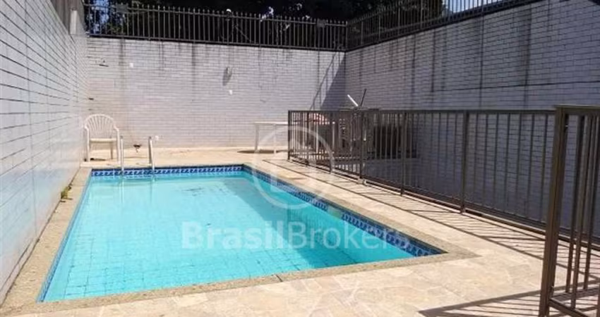 Casa à venda com 439,00m² e 3 quartos em Meier, Rio de Janeiro - rj