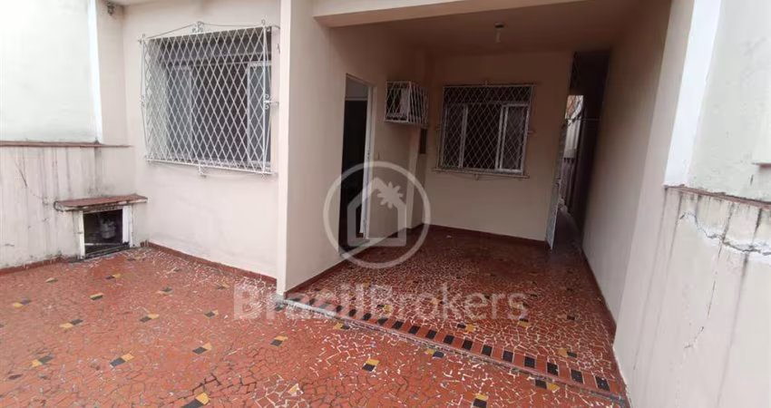 Casa à venda com 285,00m² Av. João Ribeiro, Residencial ou Comercial em em Pilares, Rio de Janeiro - RJ