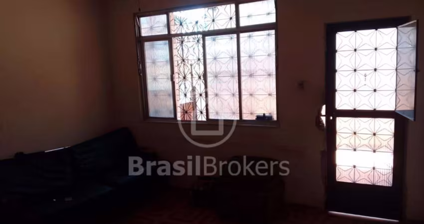 CASA DUPLEX À VENDA EM MADUREIRA
