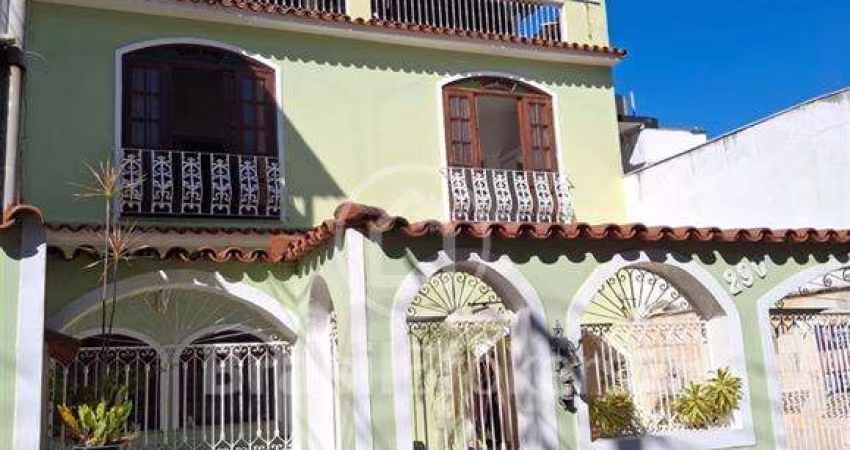 Casa com 2 Quartos à venda, 161m² - Méier
