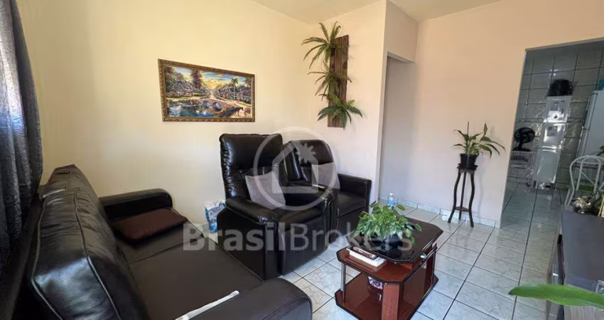 Cascadura com ótima localização.