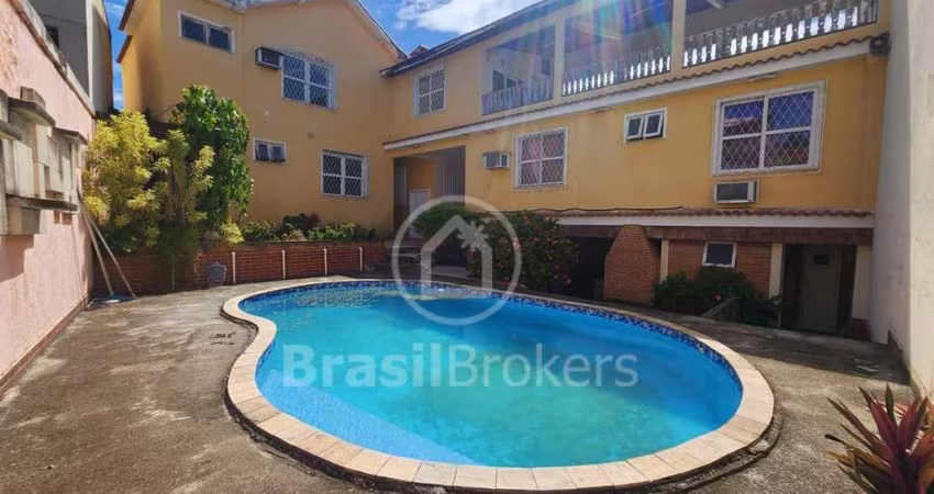 Casa à venda com 394,00m² e 5 quartos em Cachambi, Rio de Janeiro - rj