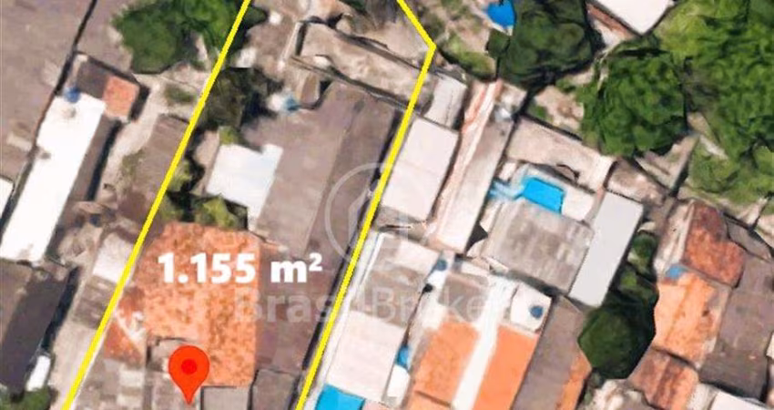 Terreno Plano em Madureira com 1.155m² - Sua Oportunidade de Negócio Aguarda!