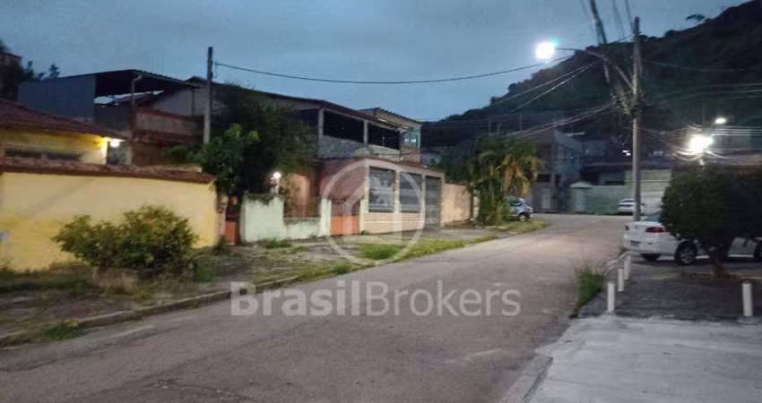 Casa 3 quartos - Vila Kosmos