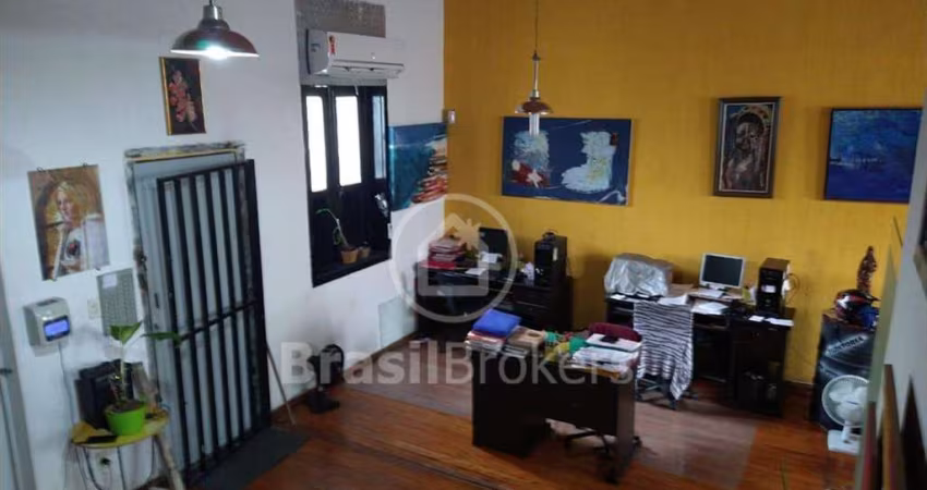 Casa à venda com 115,00m² e 3 quartos em Meier, Rio de Janeiro - rj