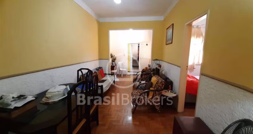 Apartamento 2 Quartos próximo ao comércio