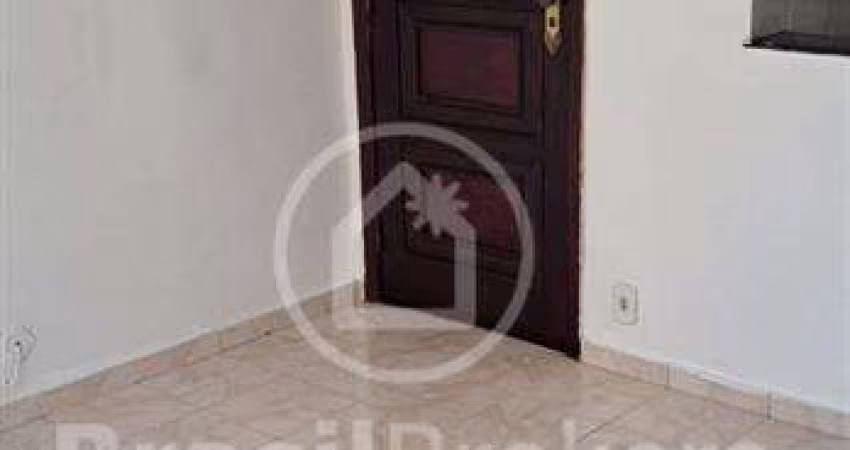 Ótimo apartamento térreo em Olaria !!!!