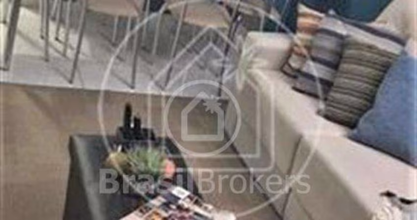 Excelente casa em condomínio fechado em Inhaúma !!!!!