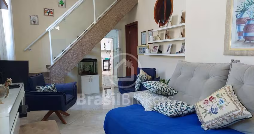 Excelente casa com 2 suítes, garagem, independente
