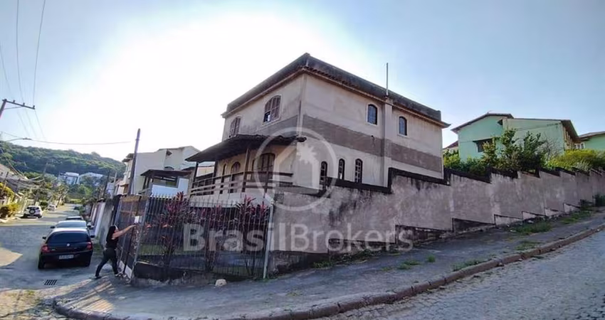 Casa à venda com 700,00m² e 3 quartos em Campo Grande, Rio de Janeiro - rj