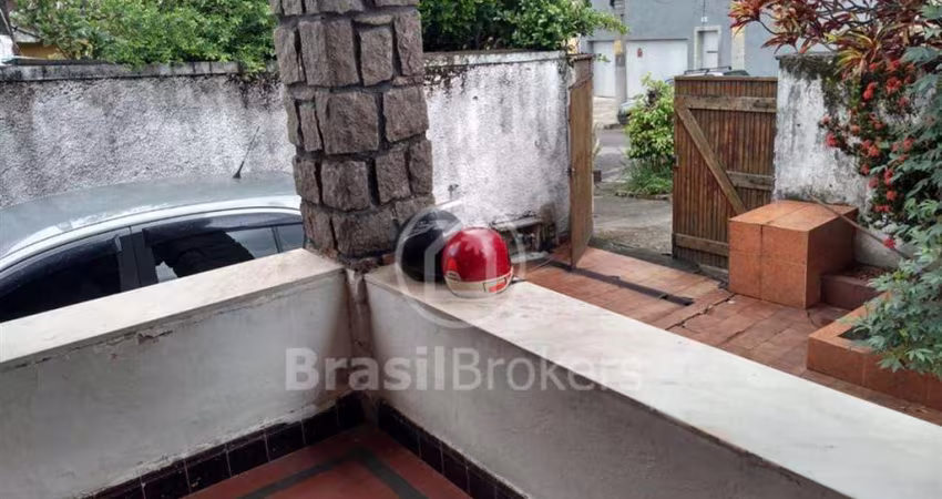 Casa à venda com 250,00m² e 3 quartos em Engenho Novo, Rio de Janeiro - rj