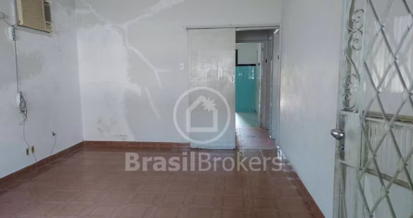 Casa à venda com 324,00m² e 4 quartos em Cascadura, Rio de Janeiro - rj