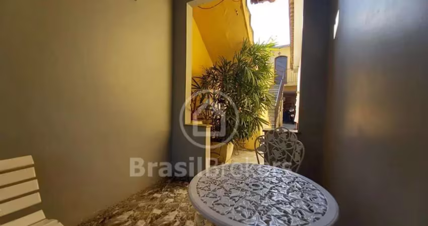 Casa à venda com 227,00m² e 4 quartos em quintino bocaiúva, rio de janeiro - rj