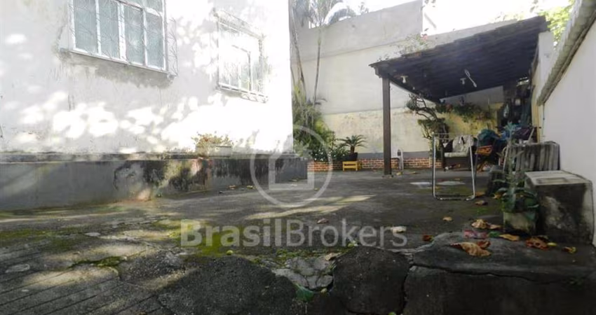 Casa à venda com 1200,00m² e 4 quartos em Engenho de Dentro, Rio de Janeiro - rj