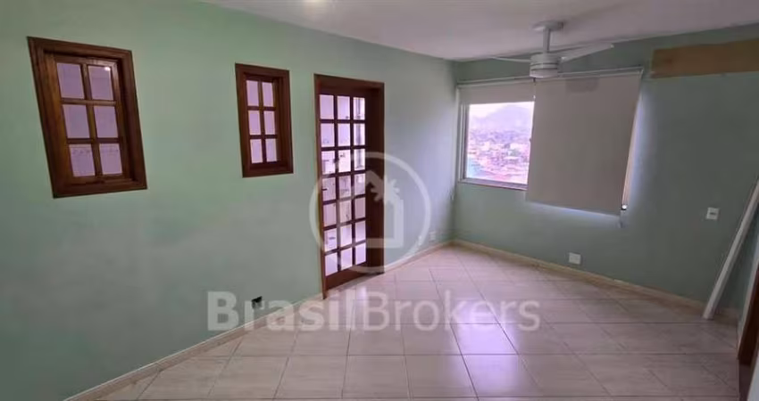 Apartamento à venda com 52,00m² e 2 quartos em Bento Ribeiro, Rio de Janeiro - RJ