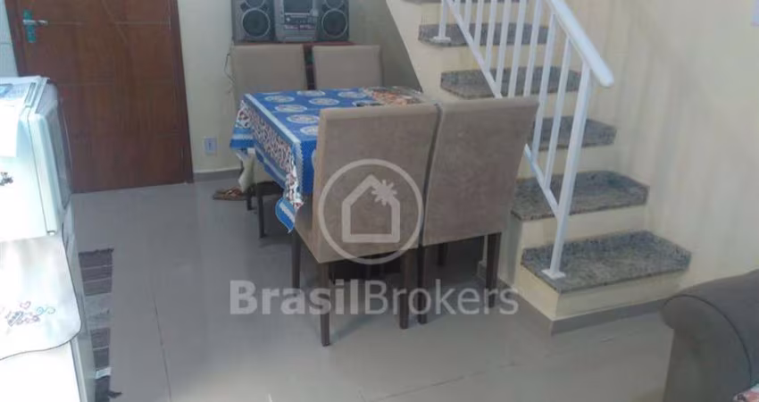 Casa de Vila à venda com 95,00m² e 3 quartos em Sampaio, Rio de Janeiro - rj