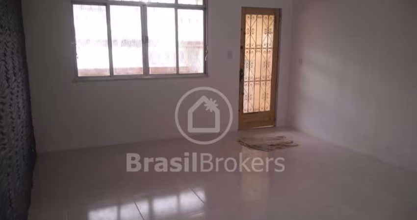 Casa à venda com 200,00m² e 2 quartos em Sampaio, Rio de Janeiro - RJ