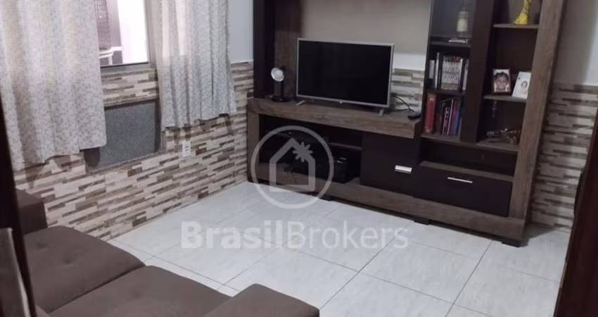 Ótima casa linear em boa localizaçãode Vigário Geral  !!!