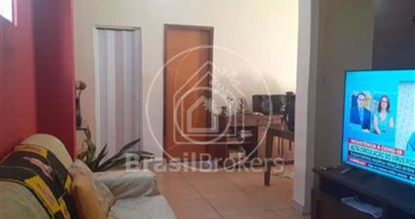 Apartamento à venda com 60,00m² e 3 quartos em Sampaio, Rio de Janeiro - rj