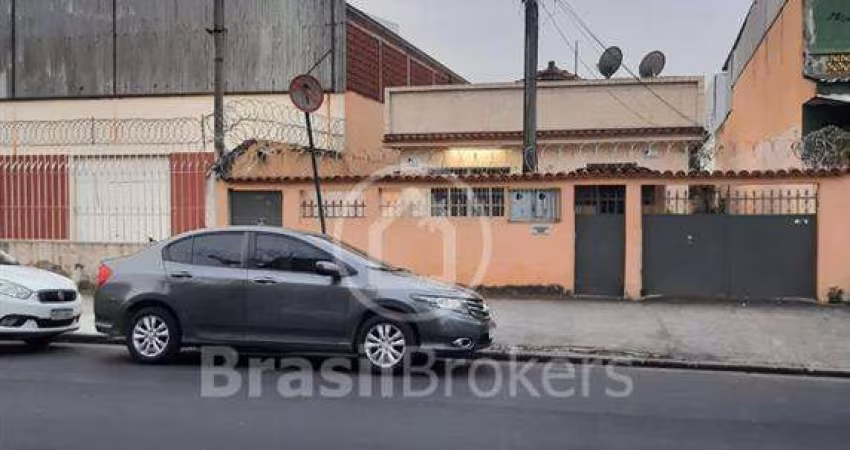 Casa à venda com 150,00m² e 3 quartos em Pavuna, Rio de Janeiro - RJ