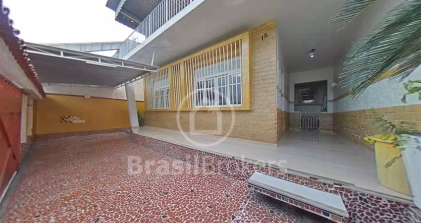 Casa à venda com 282,00m² e 3 quartos em Cascadura, Rio de Janeiro - rj