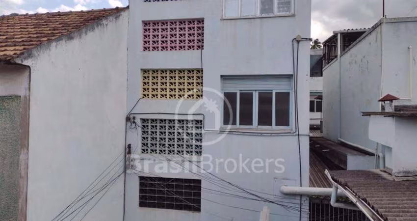 Prédio Inteiro à venda com 750,00m² e 8 quartos em Piedade, Rio de Janeiro - rj