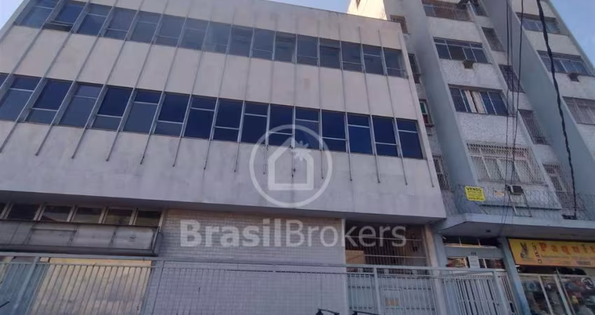Imóvel Comercial à venda com 1720,00m² e 8 quartos em Jacaré, Rio de Janeiro - RJ