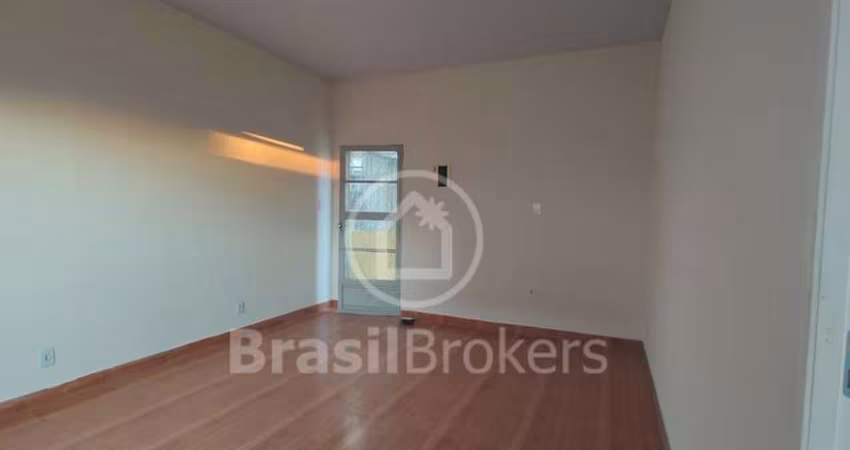 Compre duas casa por 400 mil perto do Guanabara de Piedade