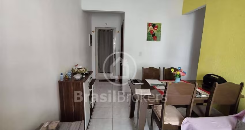 Apartamento à venda com 45,00m² e 3 quartos em Todos os Santos, Rio de Janeiro - rj