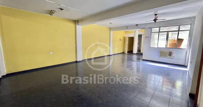 Prédio à venda na Rua Adolfo Bergamini, Engenho de Dentro, Rio de Janeiro