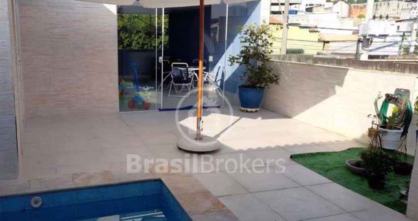 Casa à venda com 179,00m² e 4 quartos em Encantado, Rio de Janeiro - rj