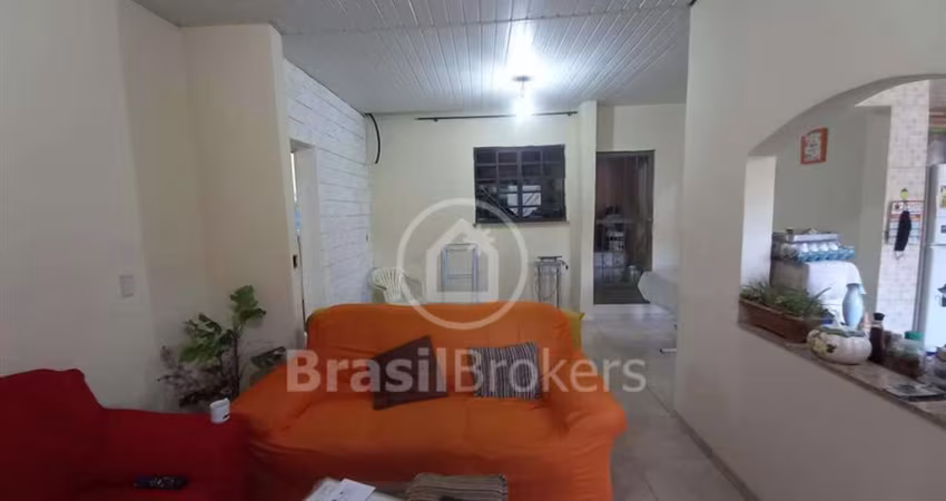Casa à venda com 180,00m² e 5 quartos em Madureira, Rio de Janeiro - rj