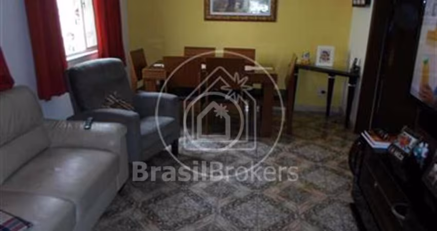 CONDOMINIO DA VILA SANTO ANTONIO - Casa de Condomínio 3 quartos, sendo 2 suítes