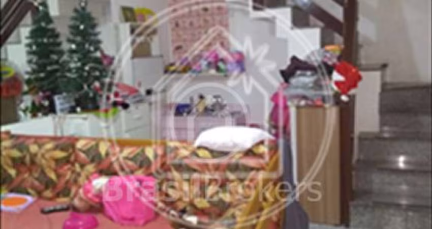 Casa 5 quartos, sendo 1 suíte