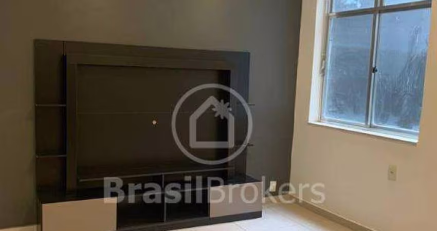CONDOMNIO DO EDIFICIO LINS DE VASCONCELOS - Apartamento 3 quartos, sendo 1 suíte