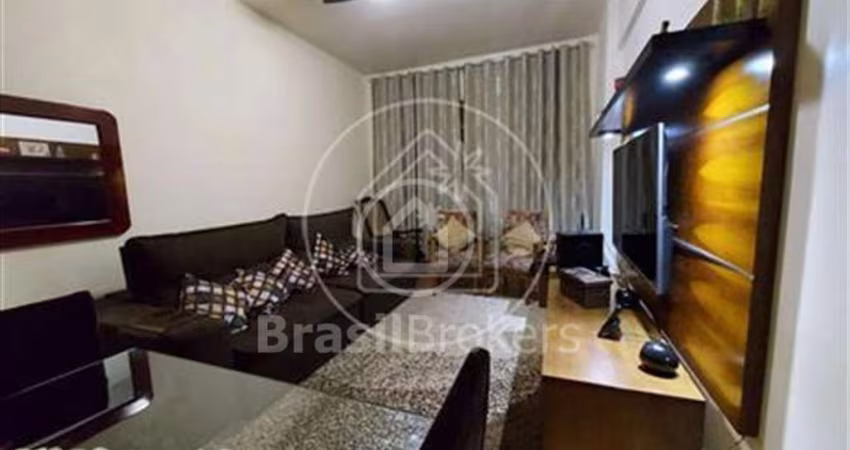 CONDOMINIO EDIFICIO ALVALADE - Apartamento 2 quartos