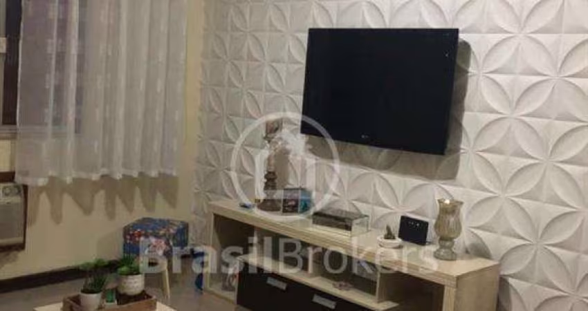 CONDOMINIO DO EDIFICIO JOANA D'ARC - Apartamento 2 quartos