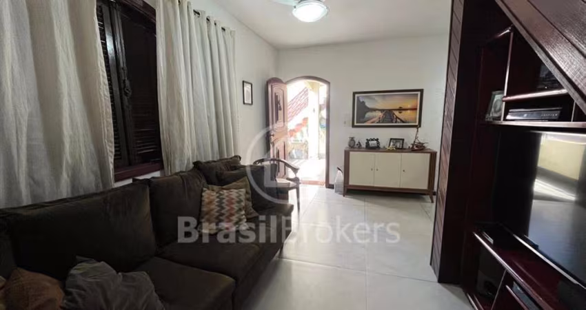 Casa à venda com 5 quartos em Piedade, Rio de Janeiro - RJ