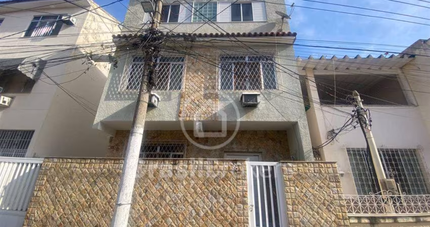Casa de Vila à venda com 300,00m² e 4 quartos em Cachambi, Rio de Janeiro - RJ