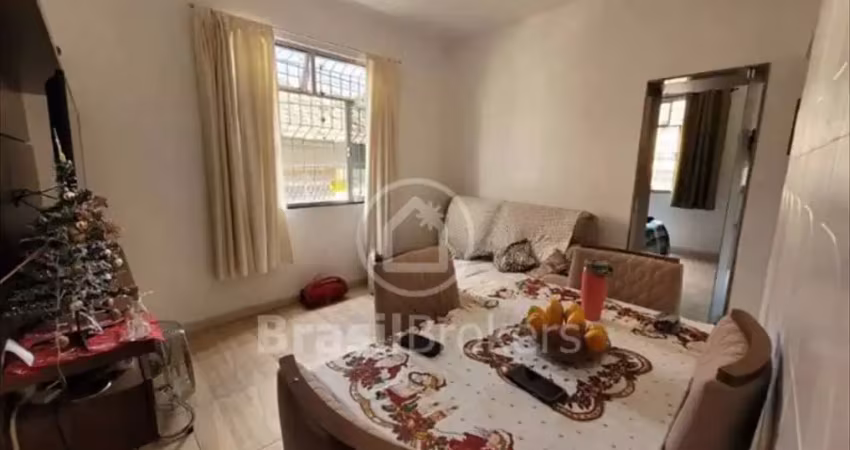 Apartamento tipo casa de 2 quartos com 78m² com vaga na garagem!!!