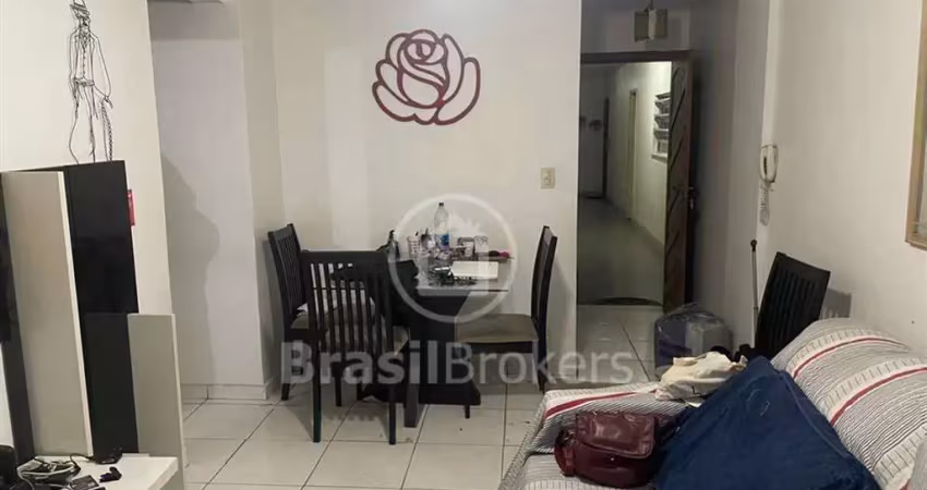 Apartamento à venda com 67,00m² e 3 quartos em olaria, rio de janeiro - rj