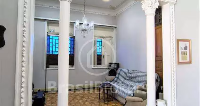 Casa à venda com 609,00m² e 5 quartos em todos os santos