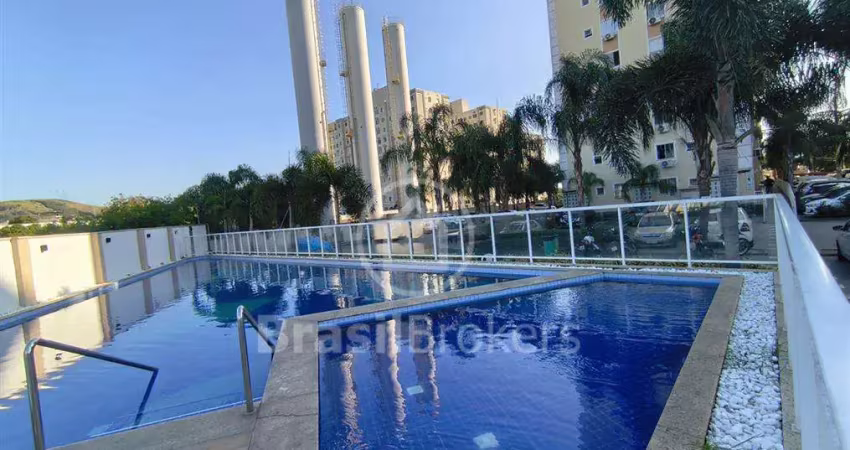 Apartamento impecável à venda em colégio. bem de frente para o metrô.