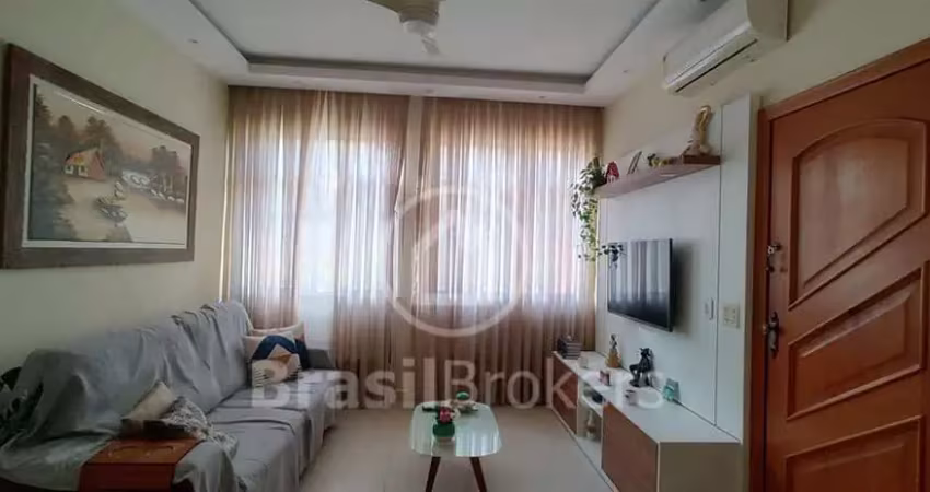 Casa com 2 quartos à venda na Rua Cândido Benício, Campinho, Rio de Janeiro
