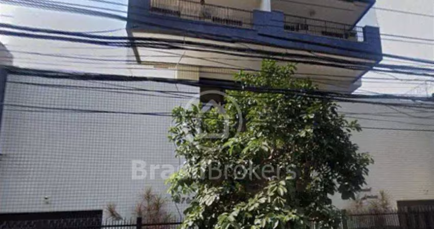 Apartamento 117m2, com 3 quartos, 2 varandas, 2 vagas de garagem