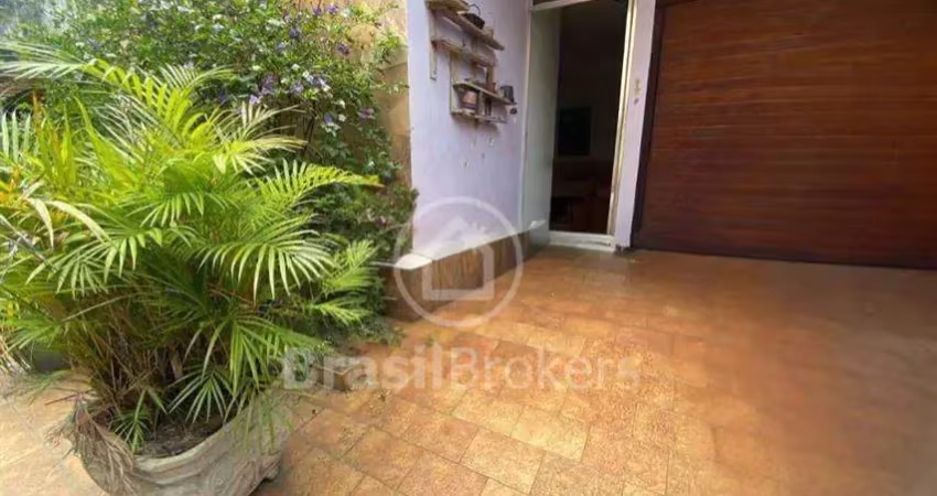 Casa à venda com 360,00m² e 4 quartos em vila valqueire, rio de janeiro - rj