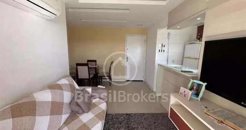 Apartamento com 2 quartos à venda na Rua Degas, Del Castilho, Rio de Janeiro